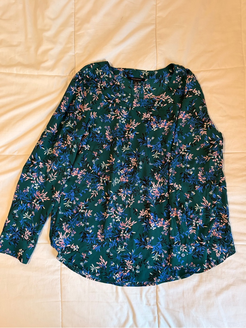 BANANA REPUBLIC WOMEN’S BLOUSE